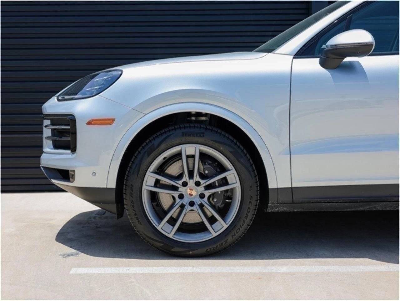 2025 Porsche Cayenne Cayenne