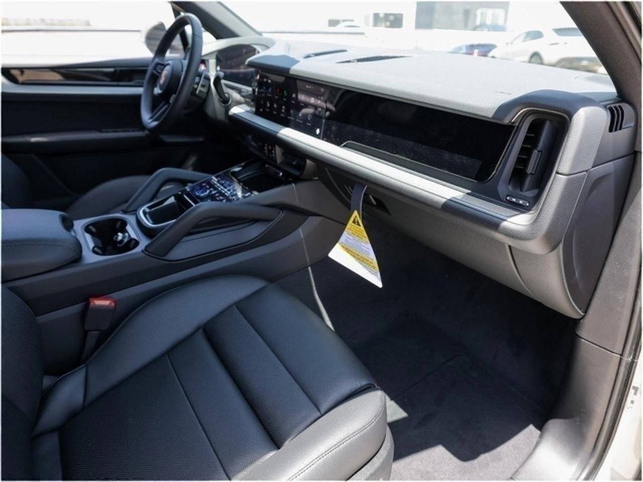 2025 Porsche Cayenne Cayenne