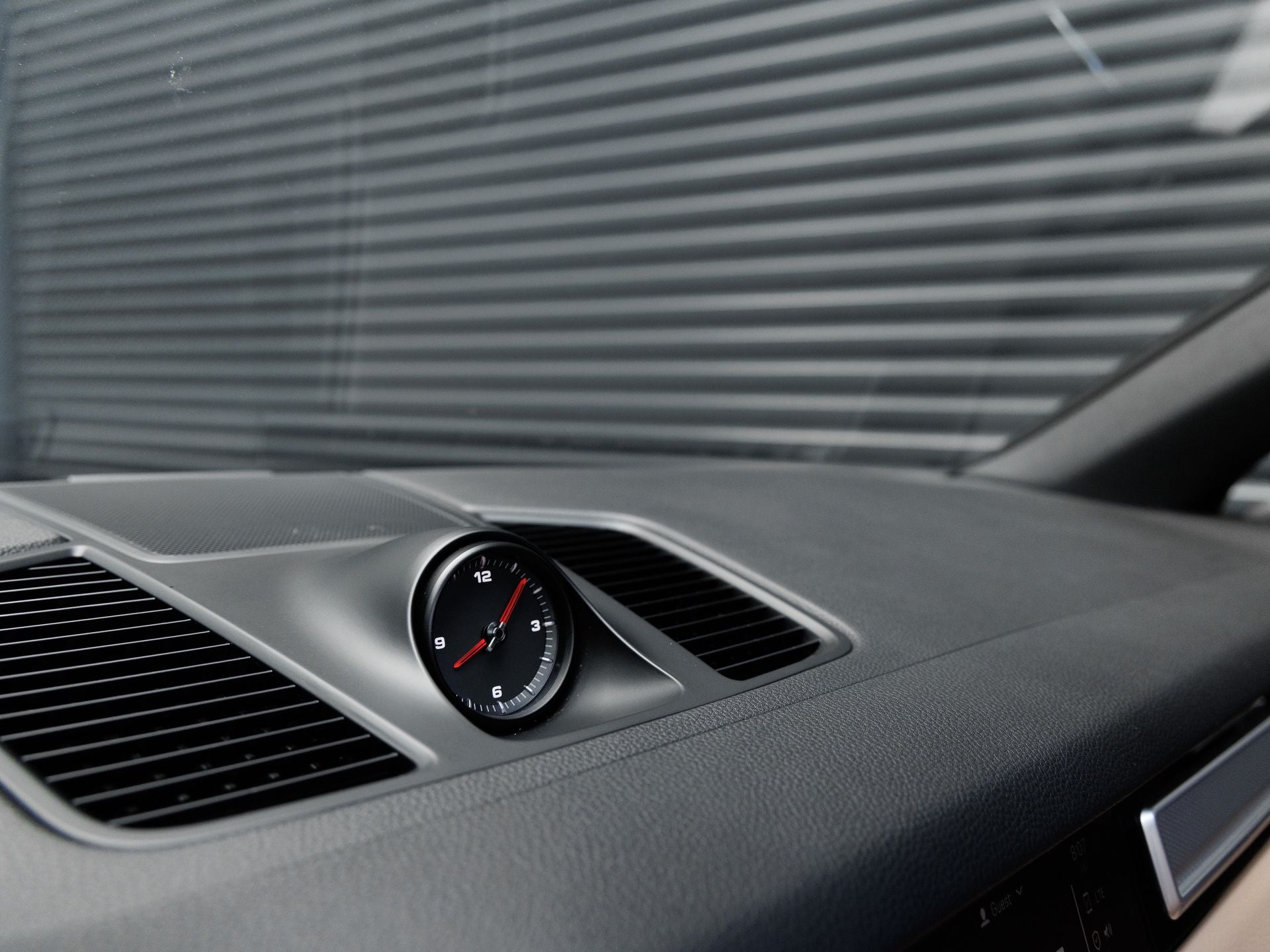 2022 Porsche Cayenne Platinum Edition
