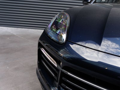 2022 Porsche Cayenne Platinum Edition