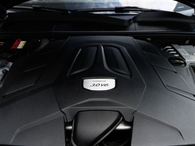 2022 Porsche Cayenne Platinum Edition