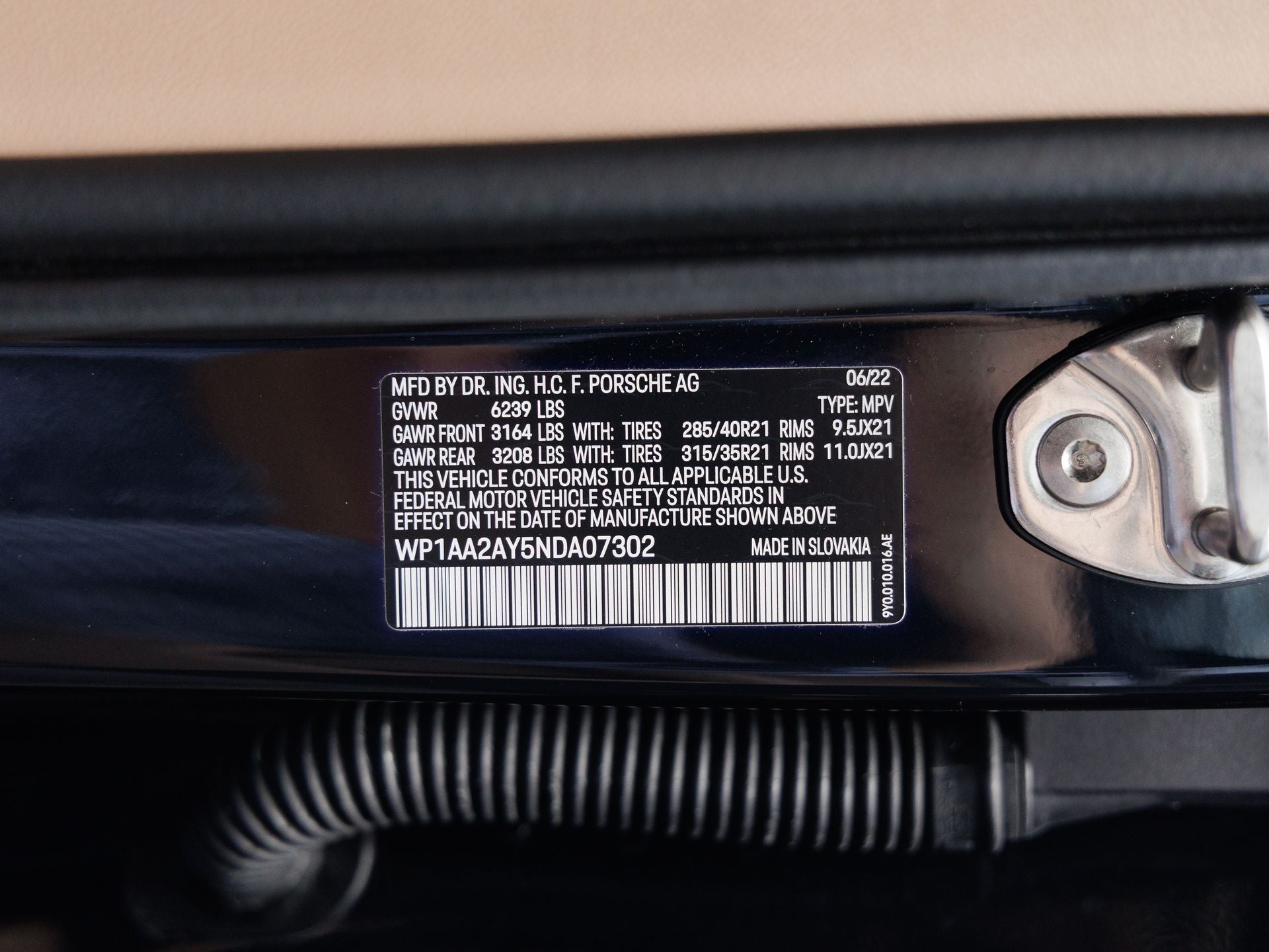 2022 Porsche Cayenne Platinum Edition