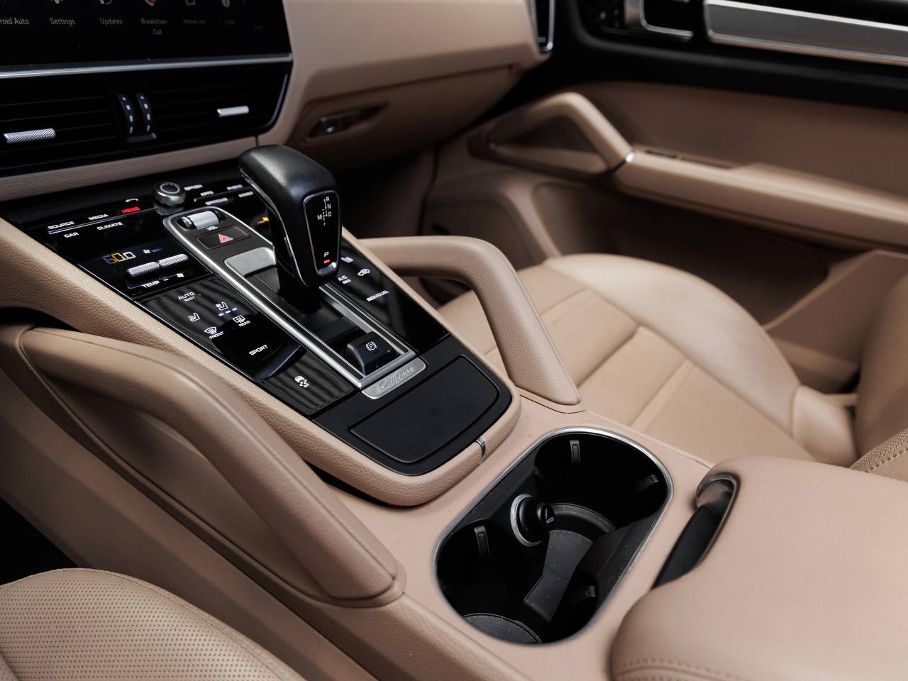 2022 Porsche Cayenne Platinum Edition