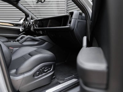 2024 Porsche Cayenne Cayenne (MY24)