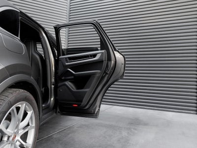 2025 Porsche Cayenne Cayenne