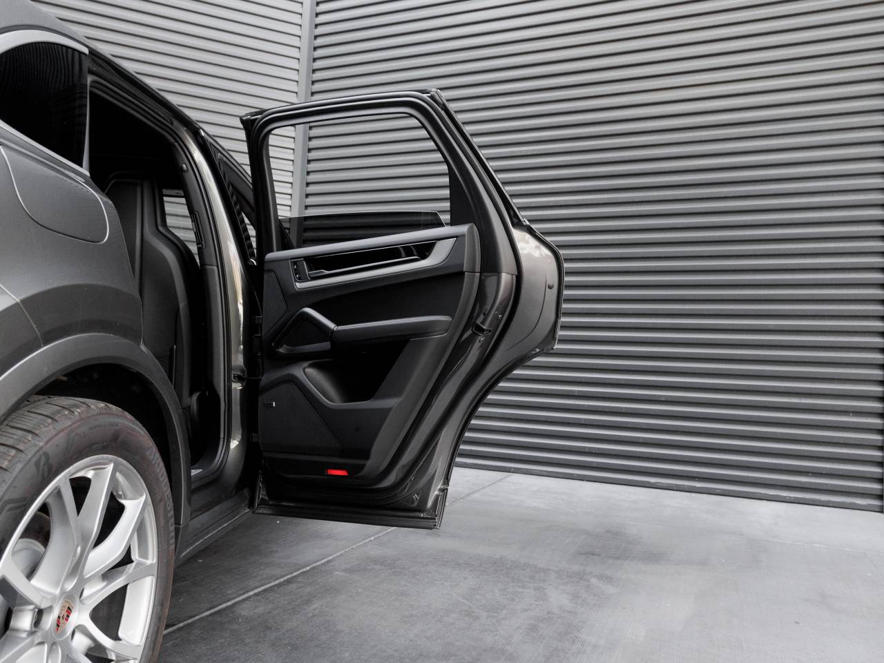 2025 Porsche Cayenne Cayenne