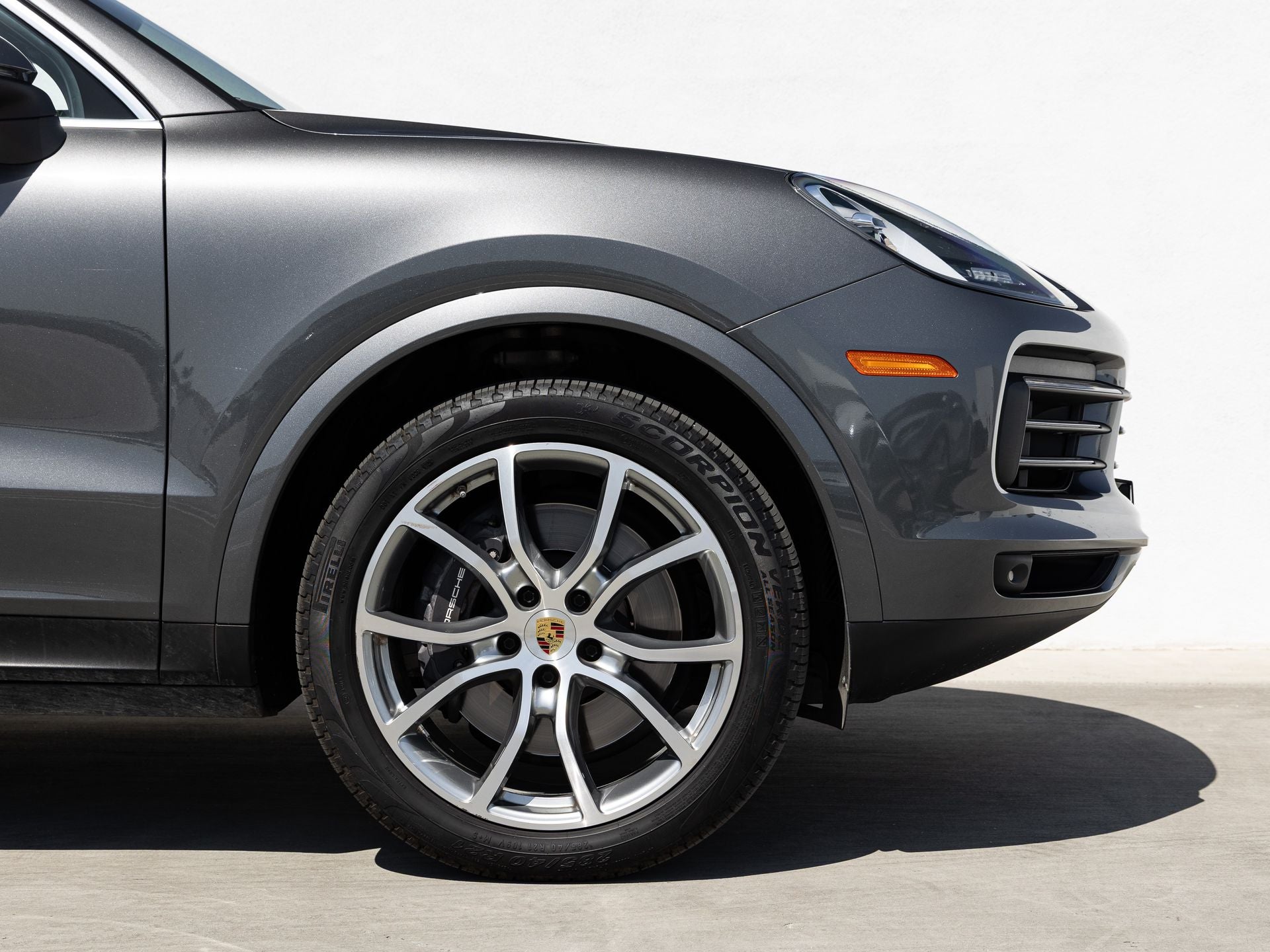 2023 Porsche Cayenne Base