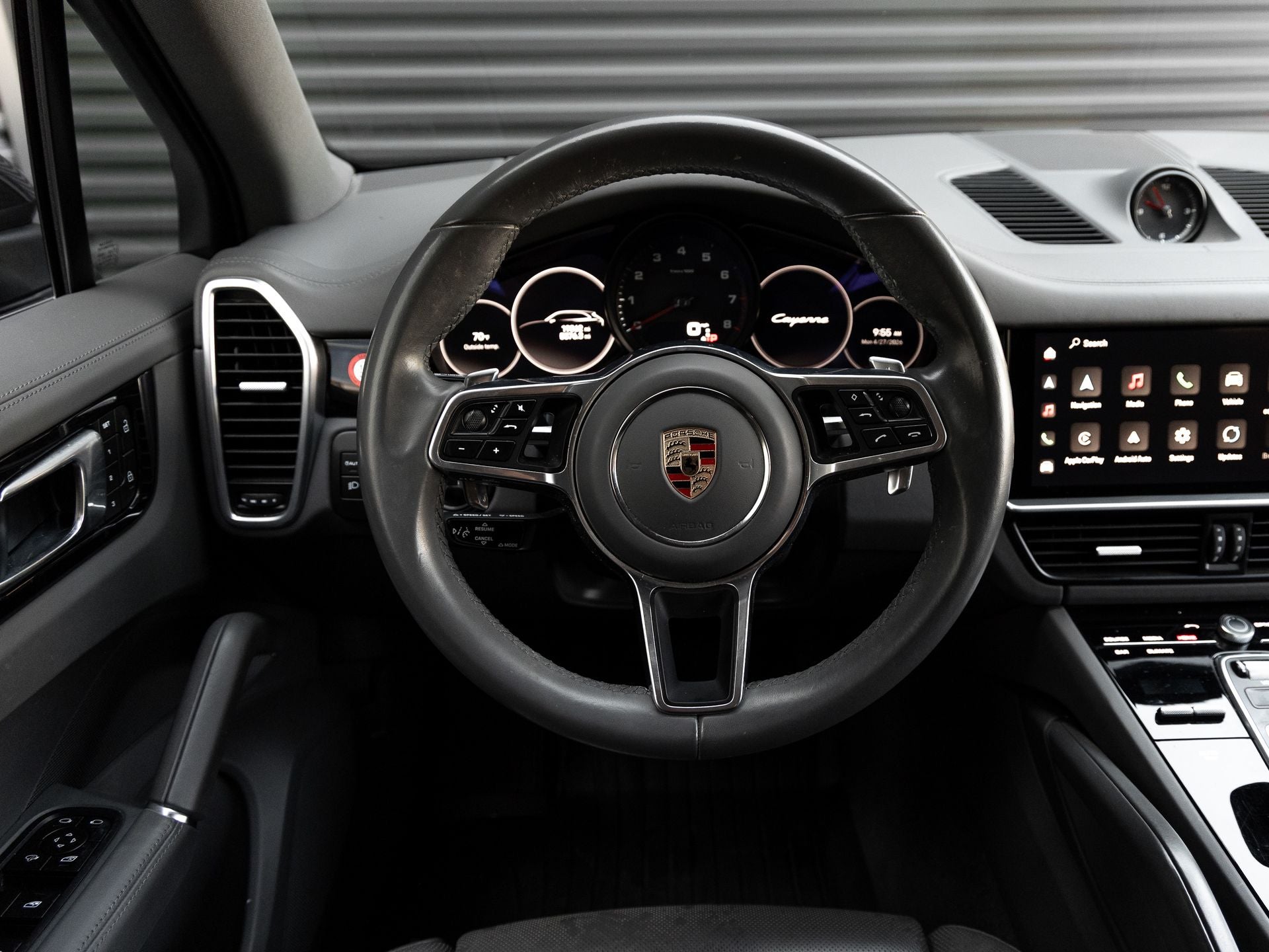 2023 Porsche Cayenne Base