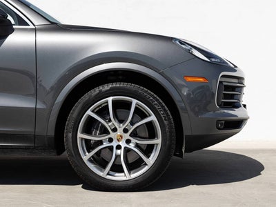 2023 Porsche Cayenne Base