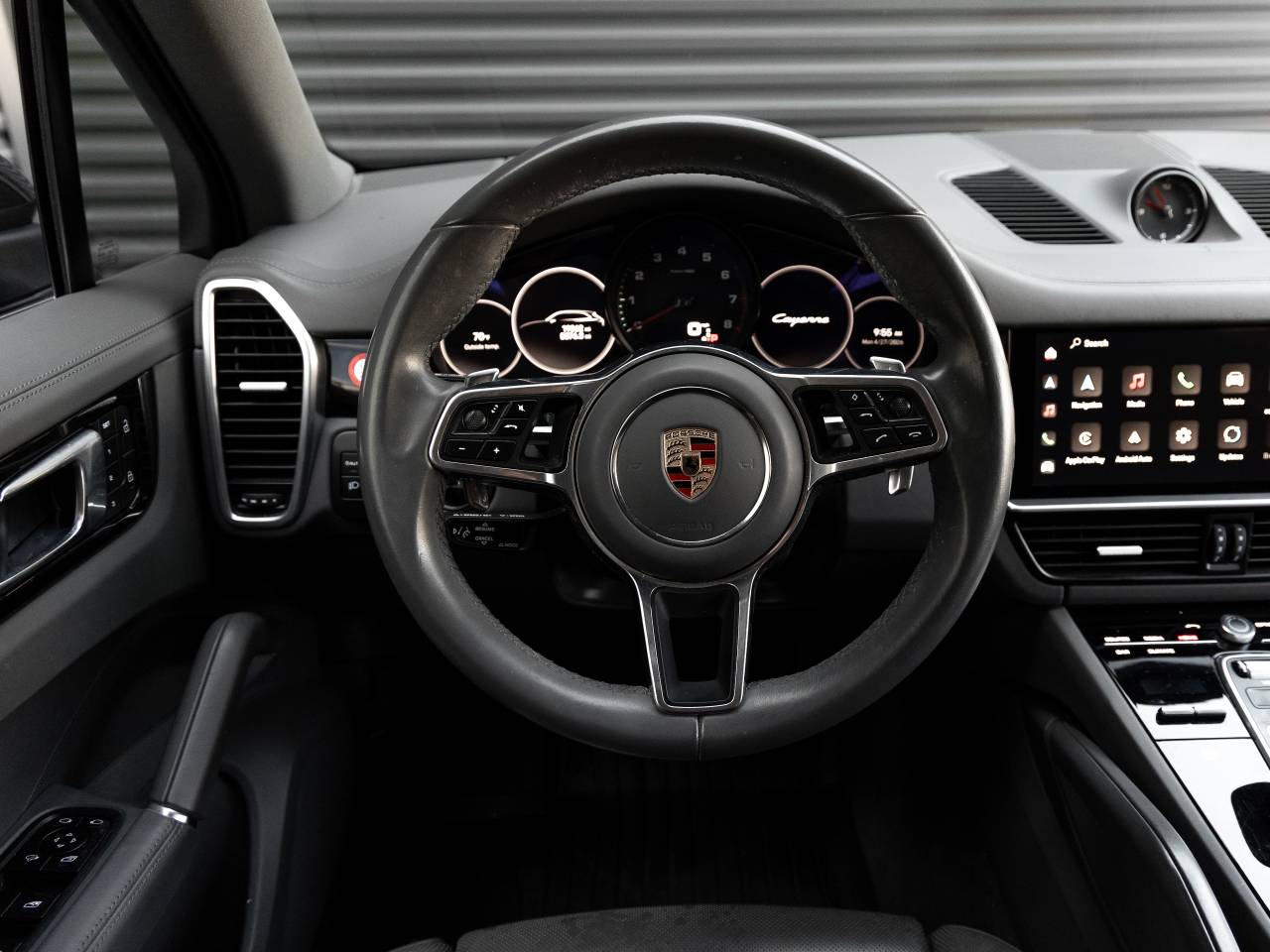 2023 Porsche Cayenne Base