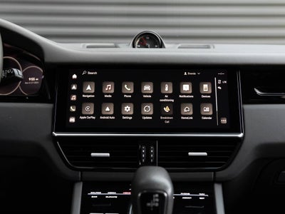 2023 Porsche Cayenne Base