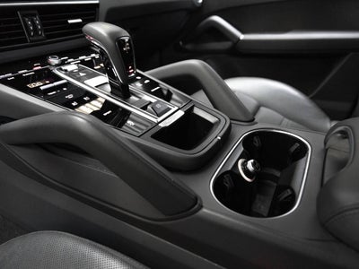 2023 Porsche Cayenne Base