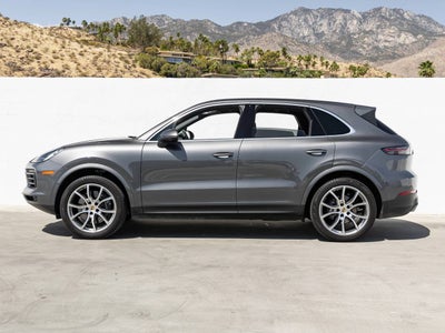 2023 Porsche Cayenne Base