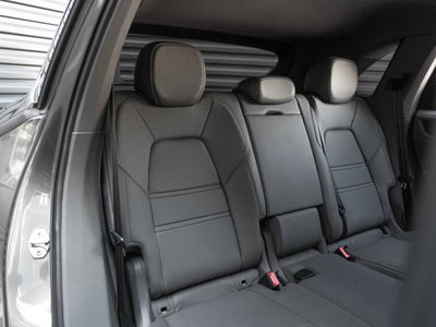 2023 Porsche Cayenne Base