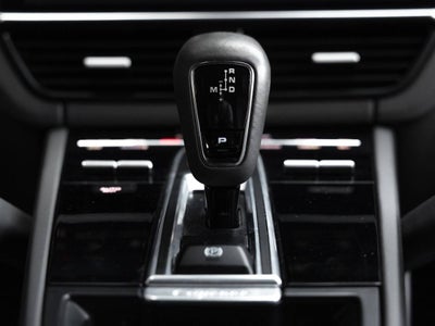 2023 Porsche Cayenne Base