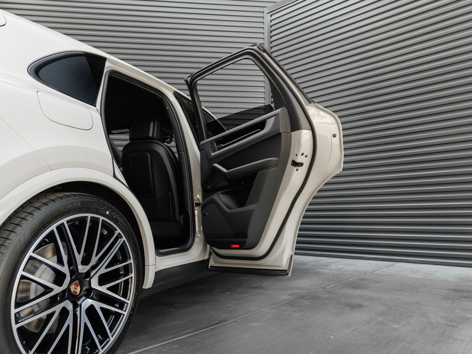 2026 Porsche Cayenne Base