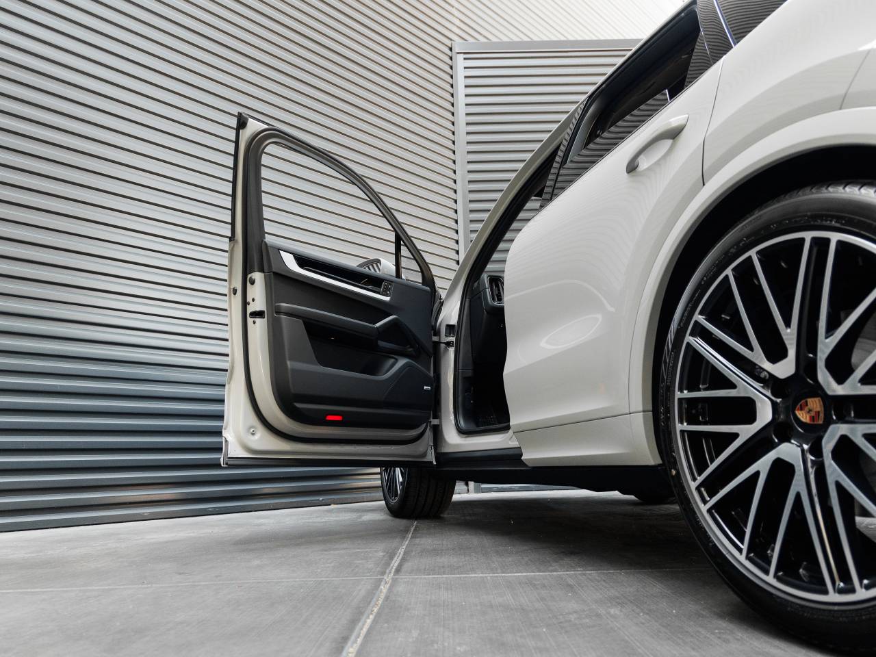 2026 Porsche Cayenne Base