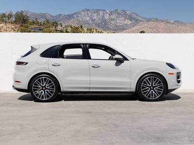 2026 Porsche Cayenne Base