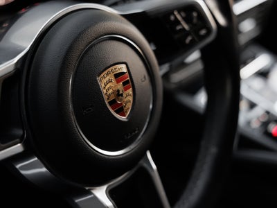 2023 Porsche Cayenne Cayenne Platinum Edition