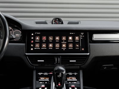 2023 Porsche Cayenne Cayenne Platinum Edition