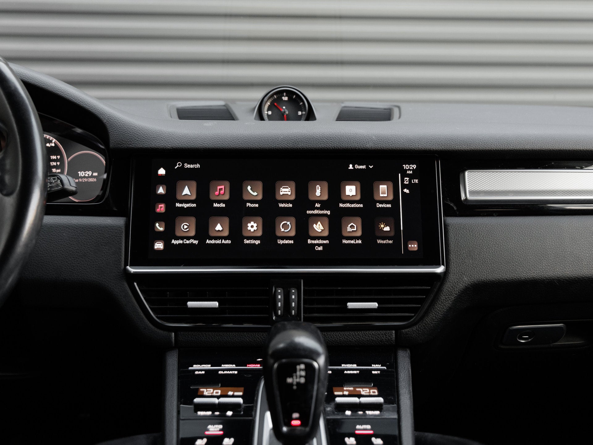 2023 Porsche Cayenne Cayenne Platinum Edition
