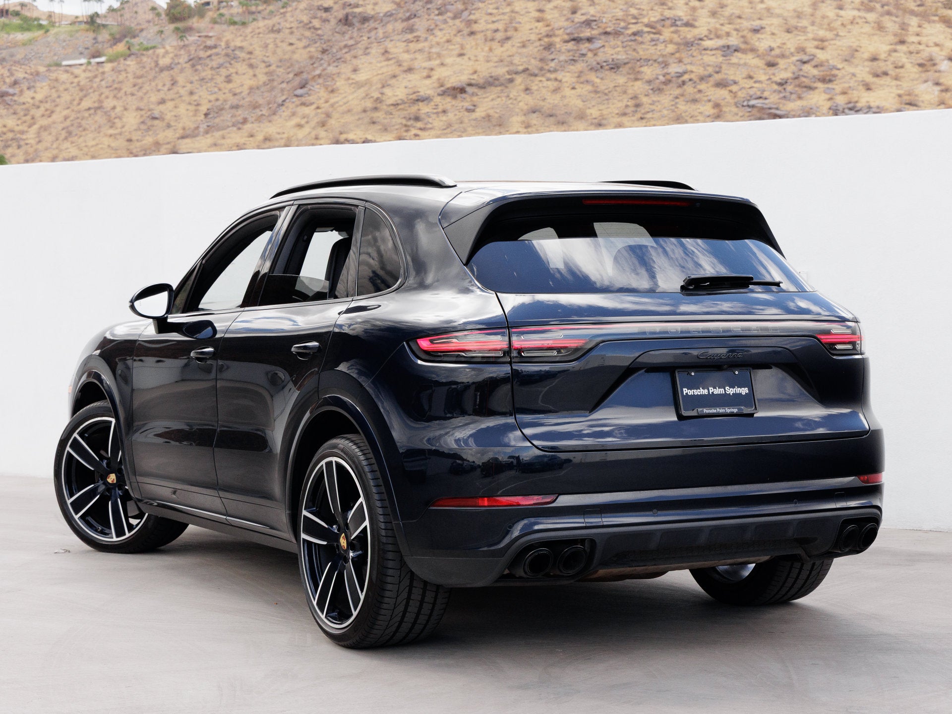 2023 Porsche Cayenne Cayenne Platinum Edition