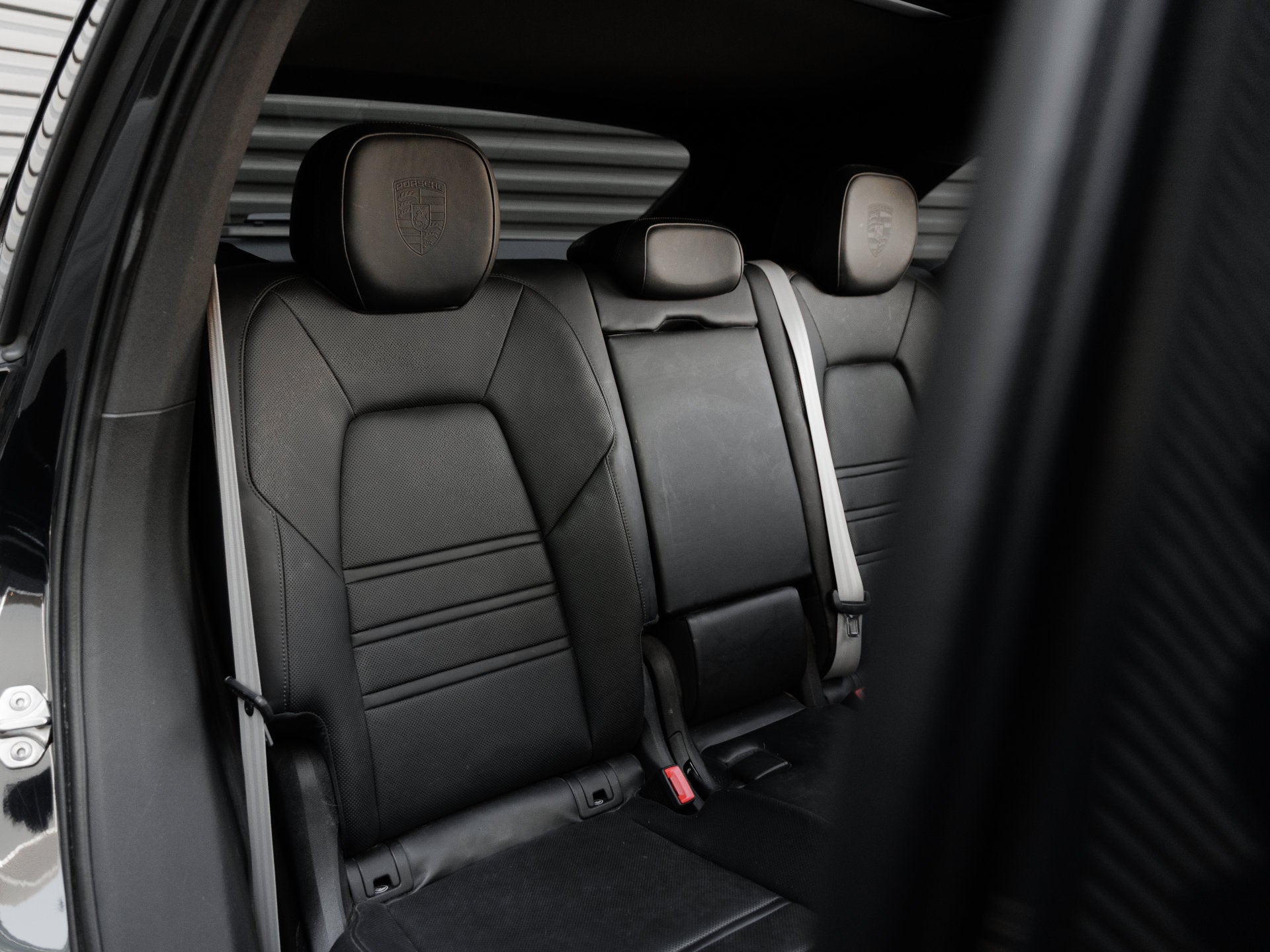 2023 Porsche Cayenne Cayenne Platinum Edition