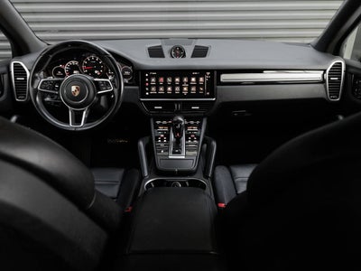 2023 Porsche Cayenne Cayenne Platinum Edition