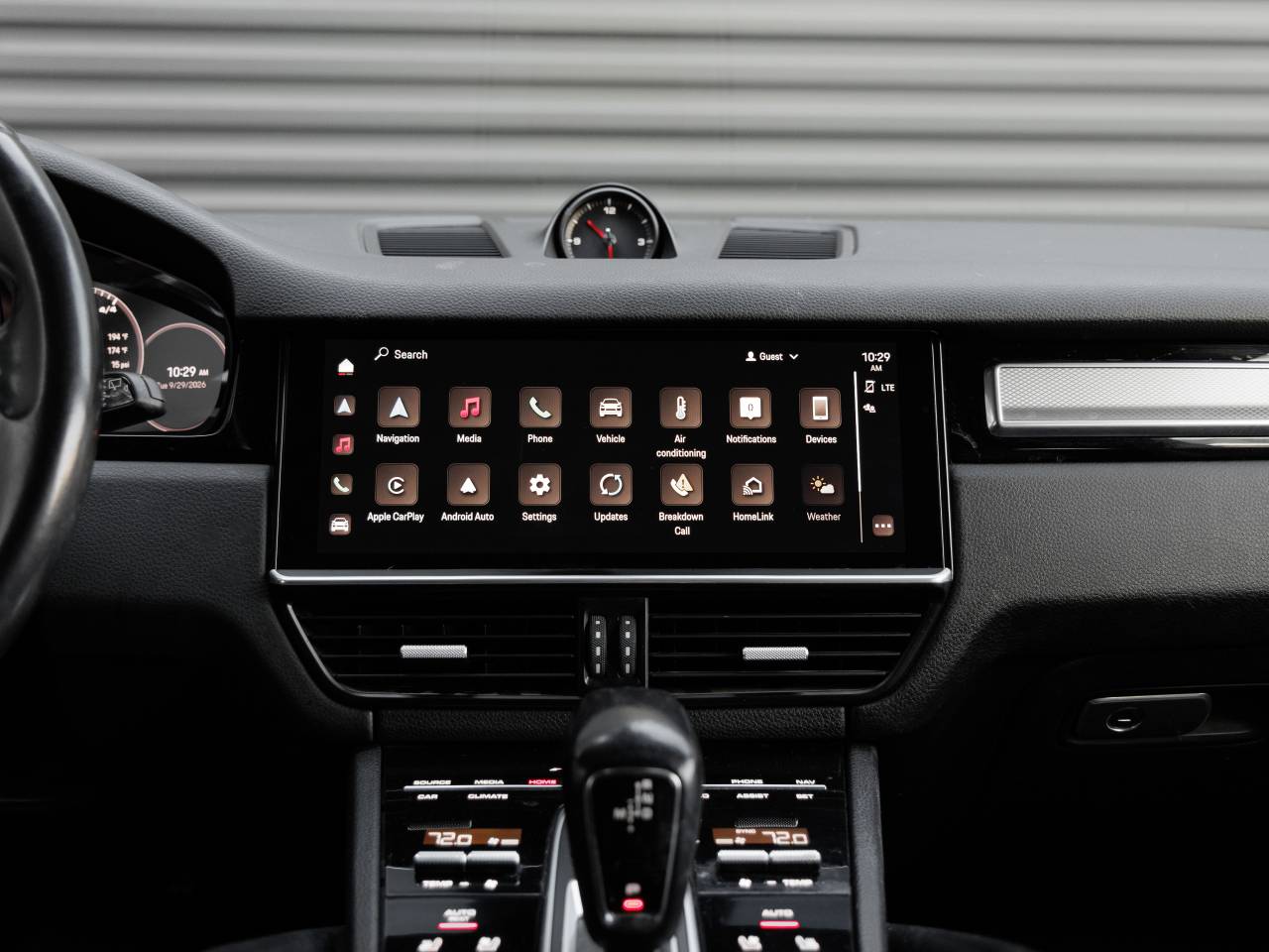 2023 Porsche Cayenne Cayenne Platinum Edition