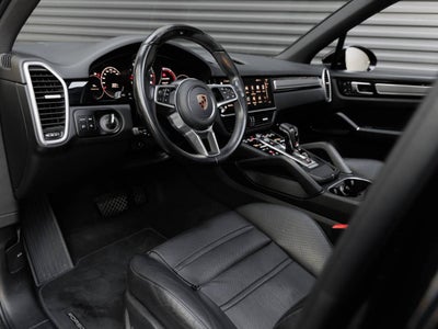 2023 Porsche Cayenne Cayenne Platinum Edition