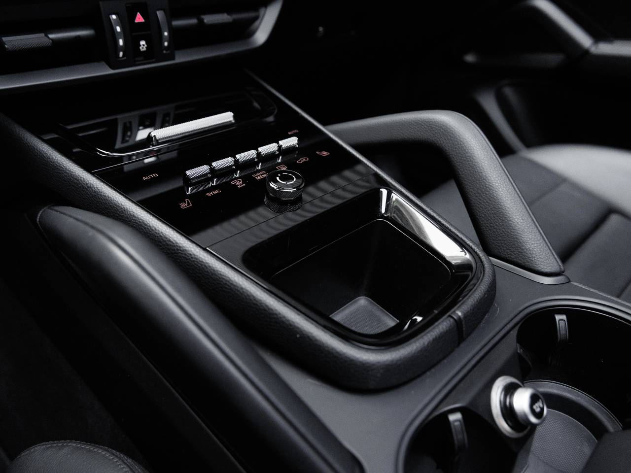 2024 Porsche Cayenne Base