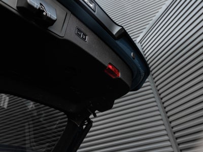 2025 Porsche Cayenne Base
