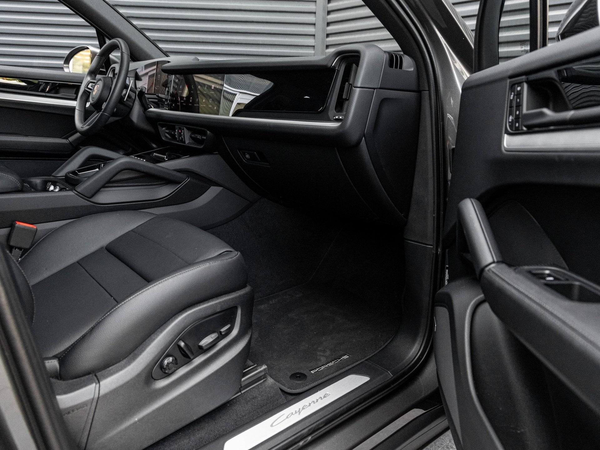 2025 Porsche Cayenne Cayenne