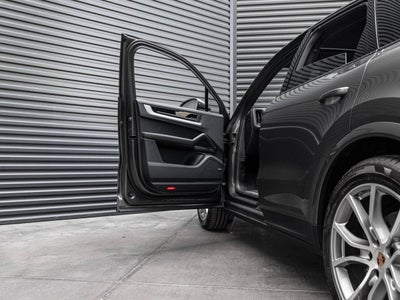 2025 Porsche Cayenne Cayenne