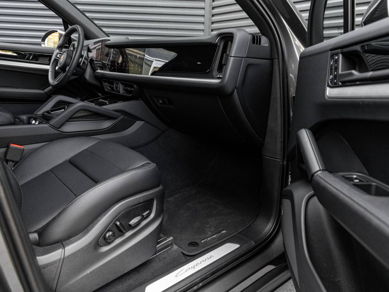 2025 Porsche Cayenne Cayenne