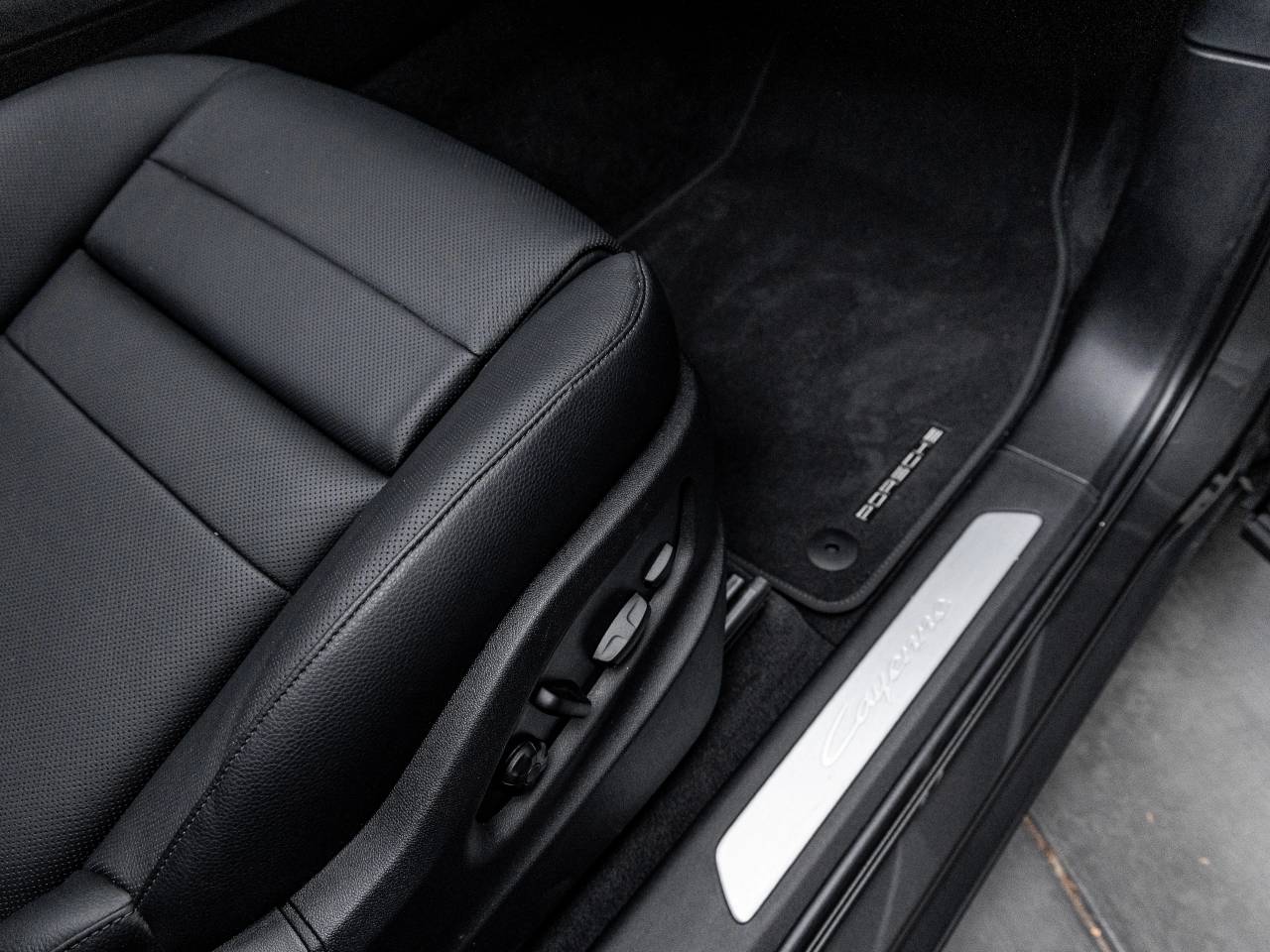 2025 Porsche Cayenne Cayenne