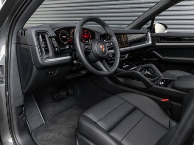 2025 Porsche Cayenne Cayenne