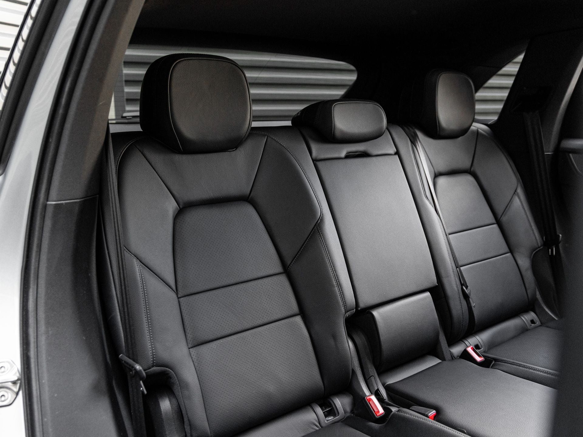 2025 Porsche Cayenne Base