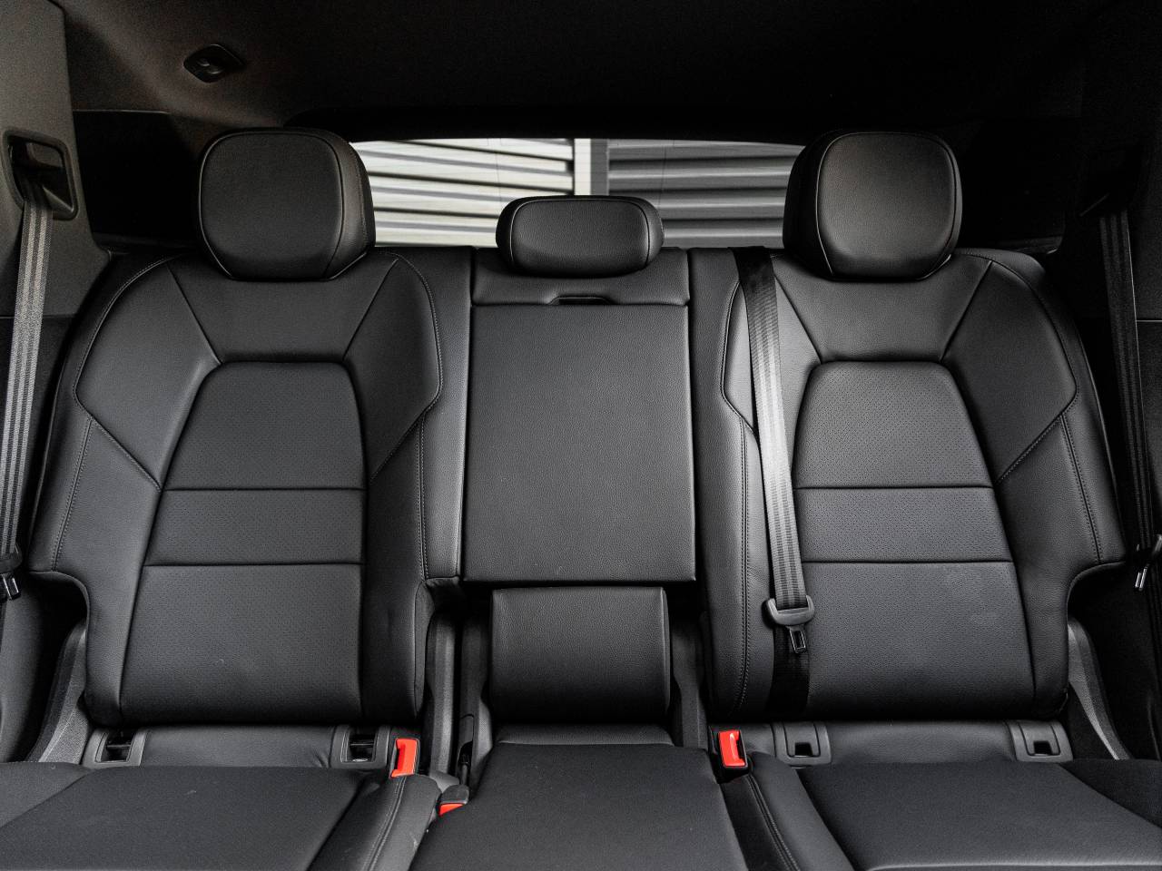 2025 Porsche Cayenne Base