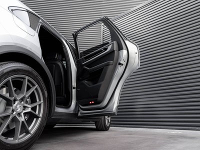 2025 Porsche Cayenne Base