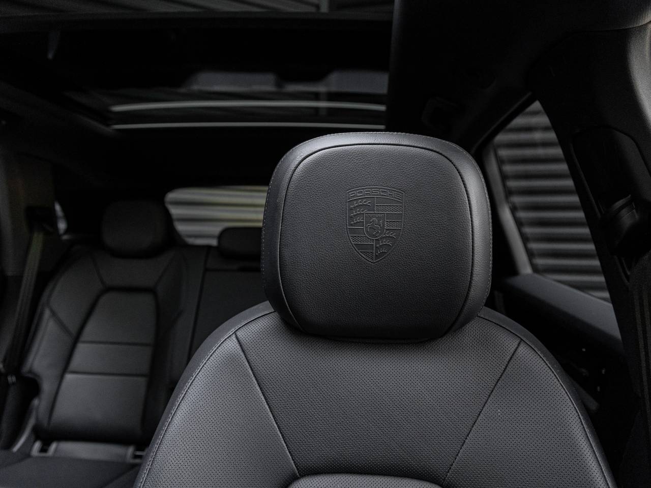 2025 Porsche Cayenne Base