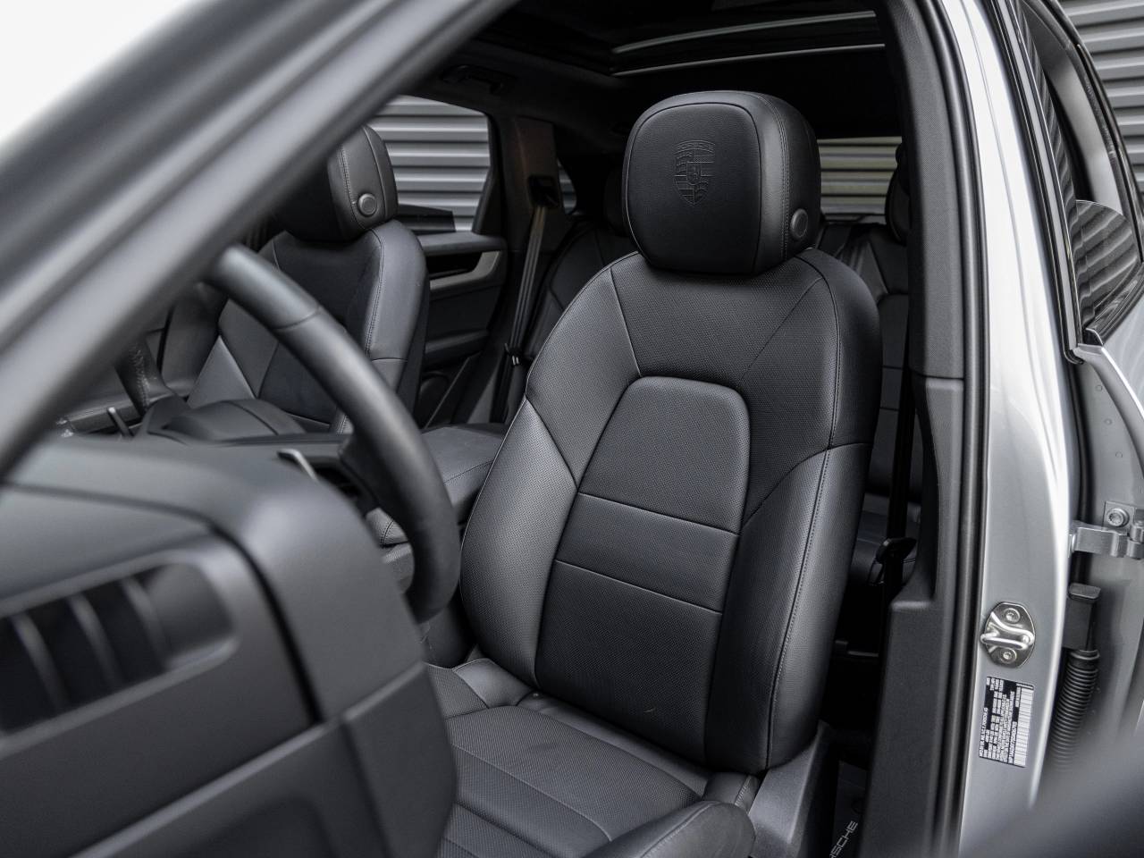 2025 Porsche Cayenne Base