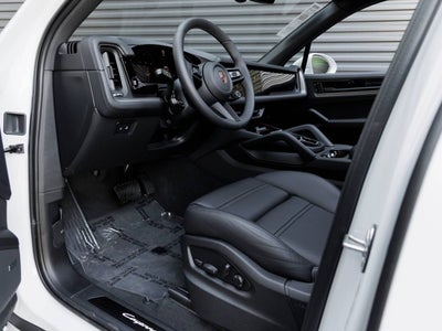 2025 Porsche Cayenne Cayenne