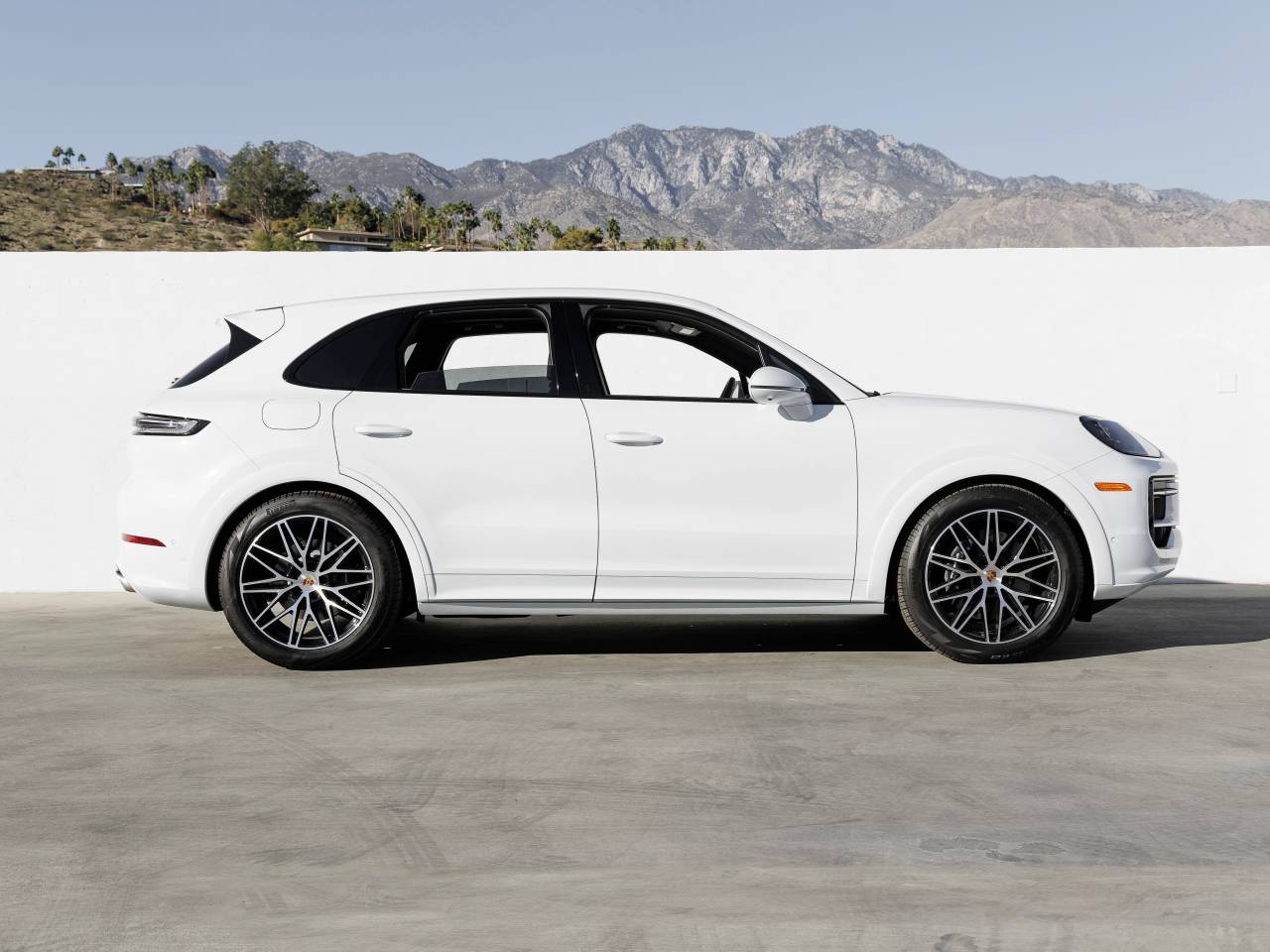 2025 Porsche Cayenne Cayenne