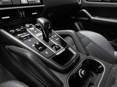 2020 Porsche Cayenne Cayenne