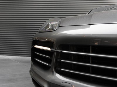 2020 Porsche Cayenne Cayenne