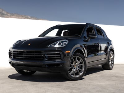 2023 Porsche Cayenne Platinum Edition