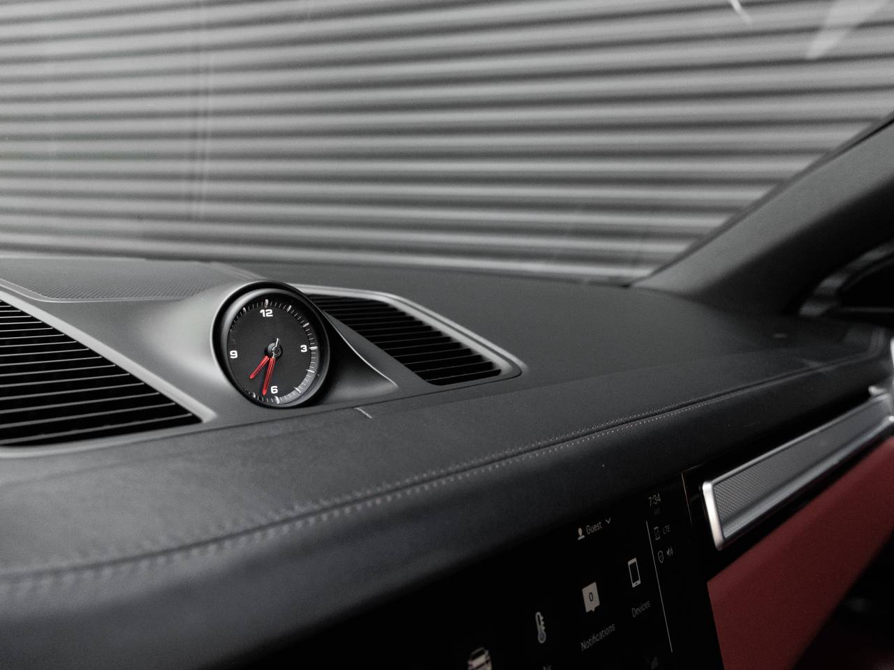 2023 Porsche Cayenne Platinum Edition