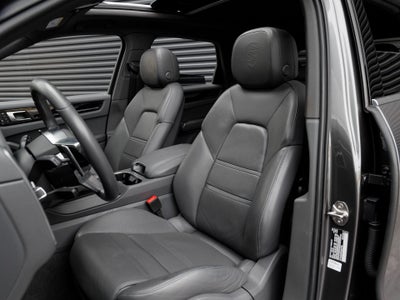 2023 Porsche Cayenne Cayenne (MY23)