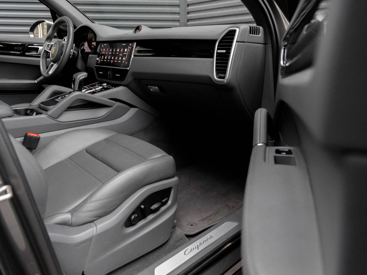 2023 Porsche Cayenne Cayenne (MY23)